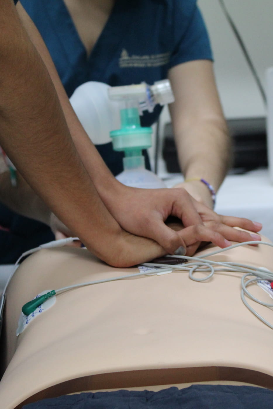 Segunda imagen de MÉDICO CIRUJANO