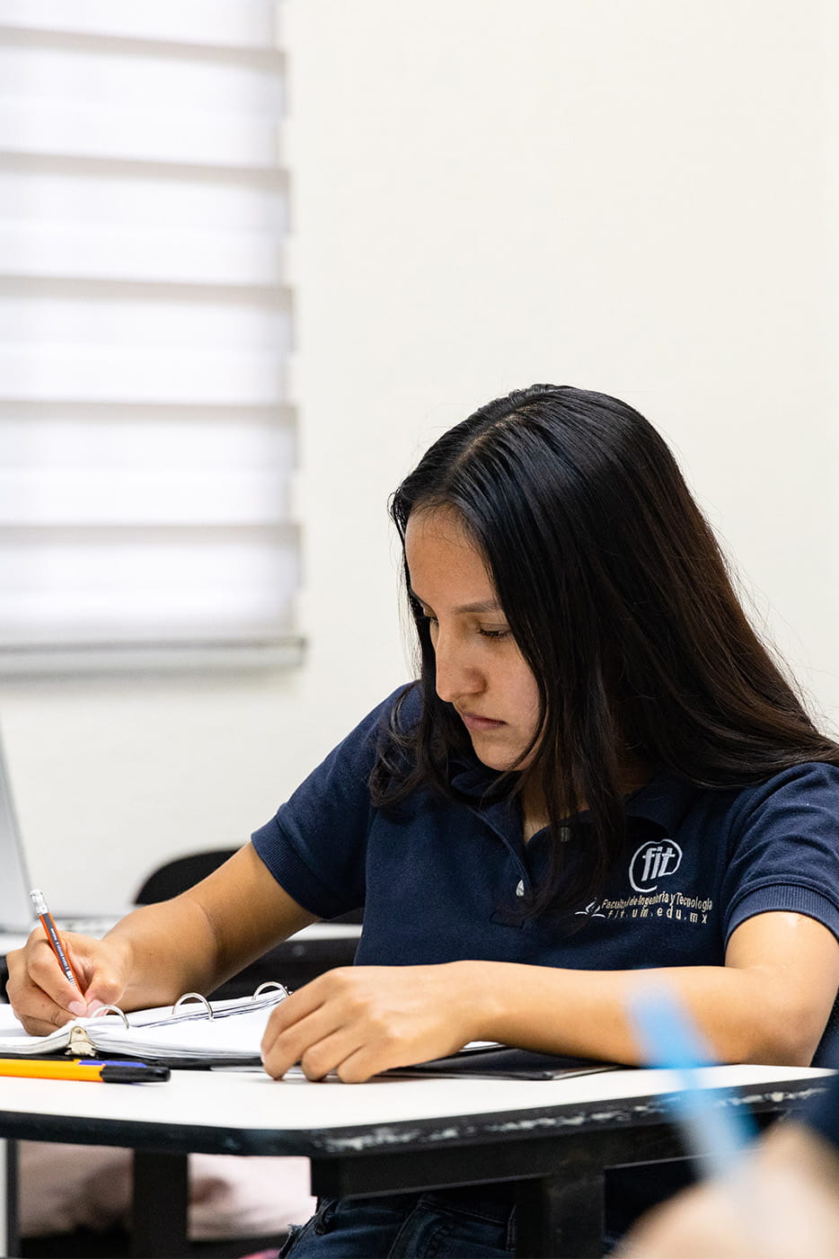 Sexta imagen de INGENIERÍA EN ELECTRÓNICA Y TELECOMUNICACIONES