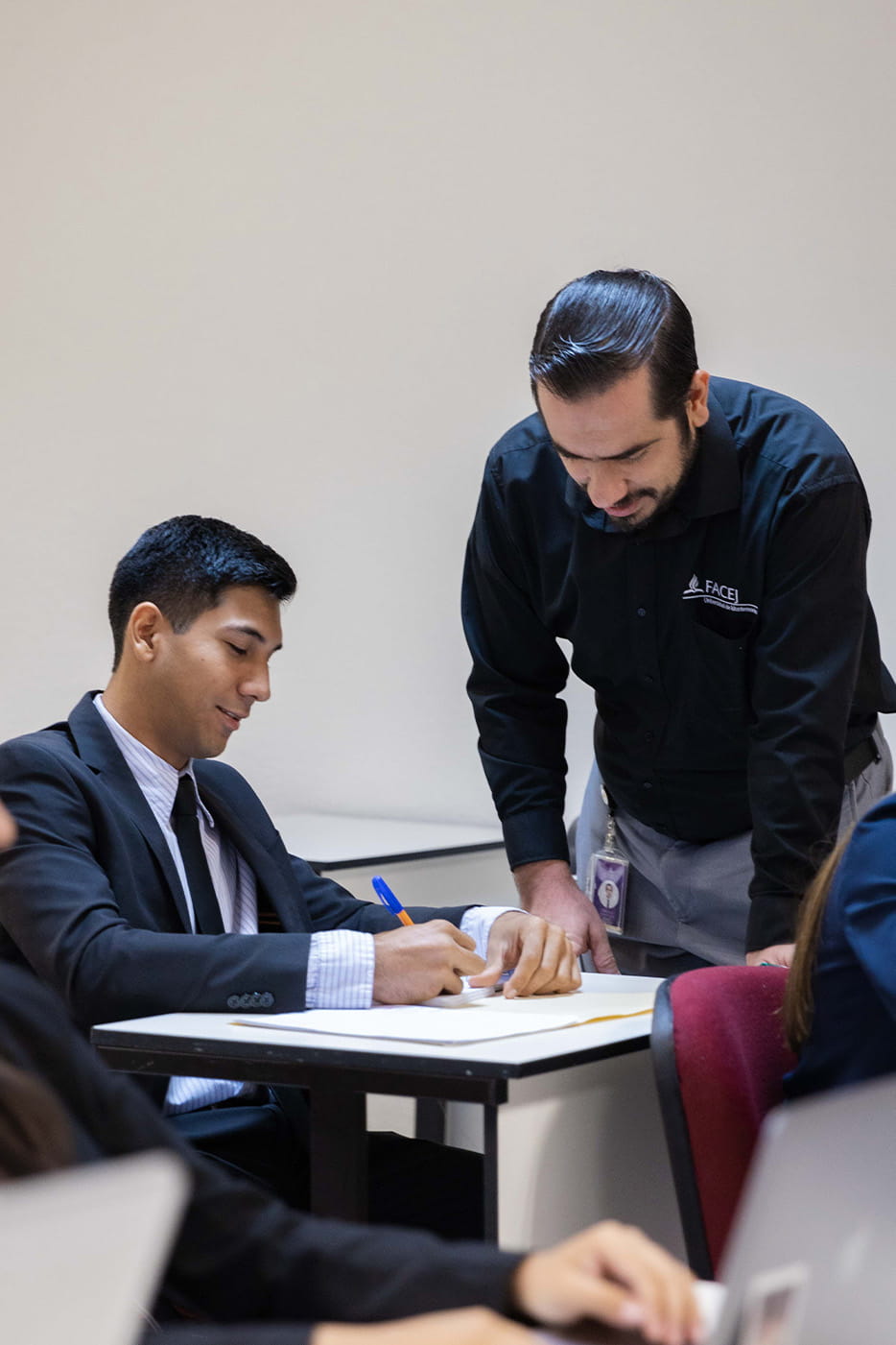 Tercer imagen de DERECHO