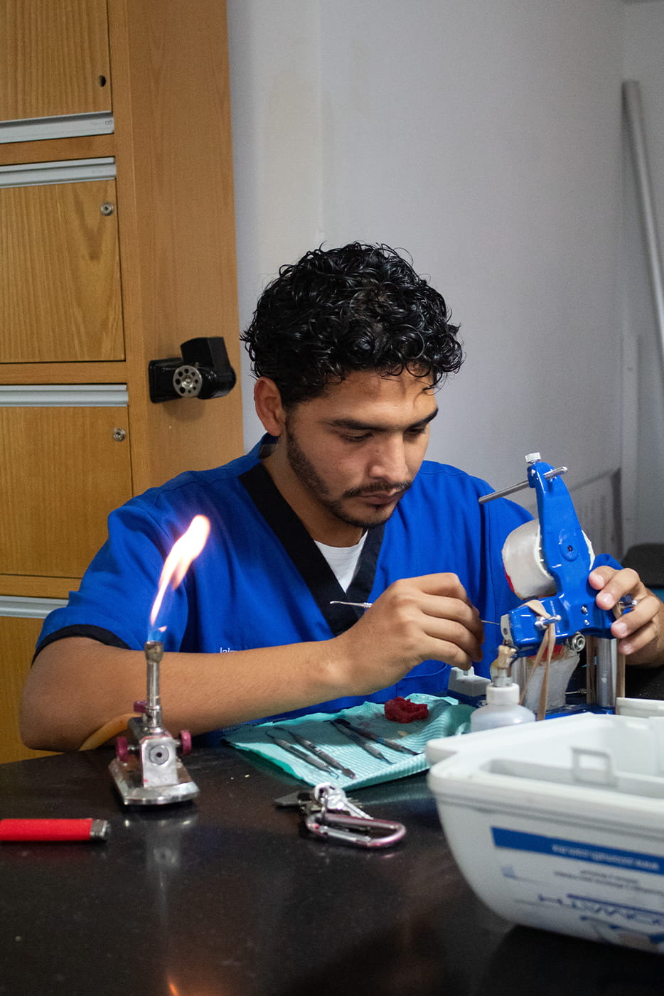 Sexta imagen de TECNOLOGÍA DENTAL