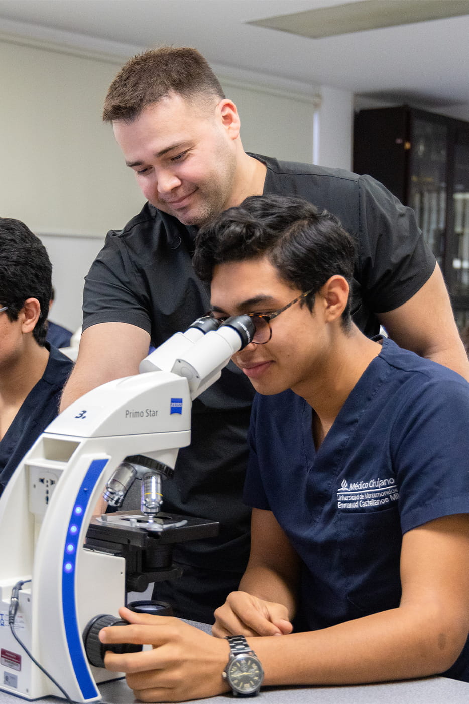 Cuarta imagen de MÉDICO CIRUJANO